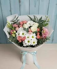 Букет цветов из:  Розы, Лизиантусы и Хризантемы в Спорном