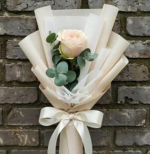 Букет цветов из:  Розы #REPLACE_PRED# Спорном