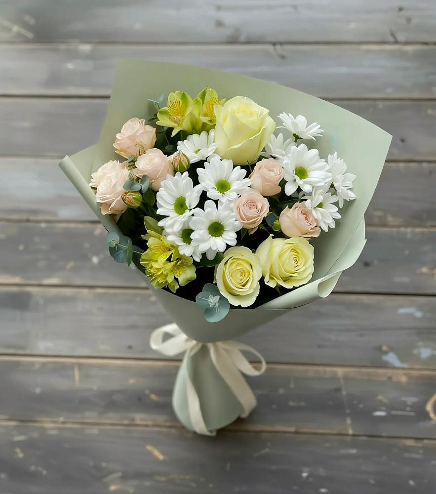 Букет цветов из: Альстромерии, Розы и Хризантемы в Спорном