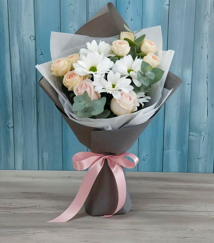 Букет цветов из: Хризантемы и Розы в Спорном