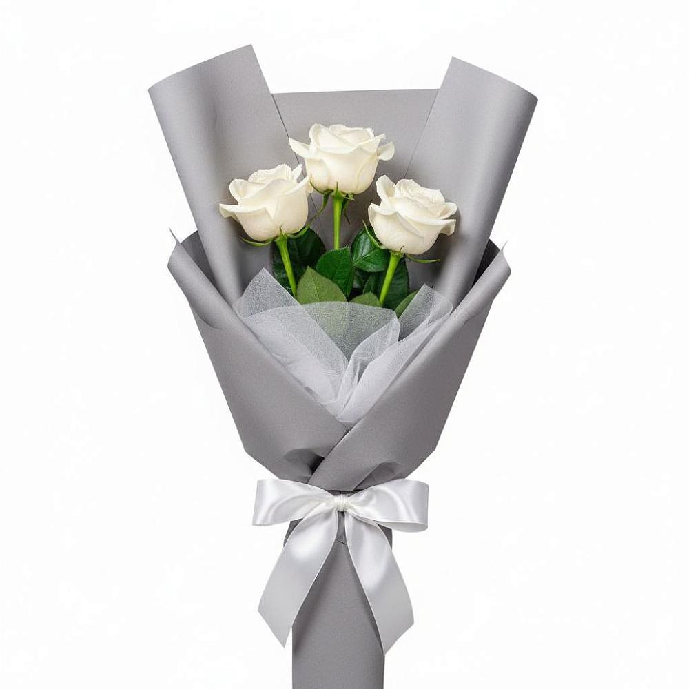 Букет 3 белые розы в Спорном