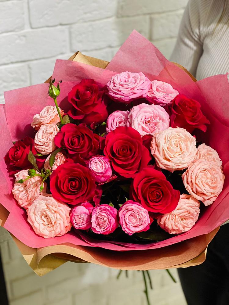 Букет цветов из: Розы в Спорном