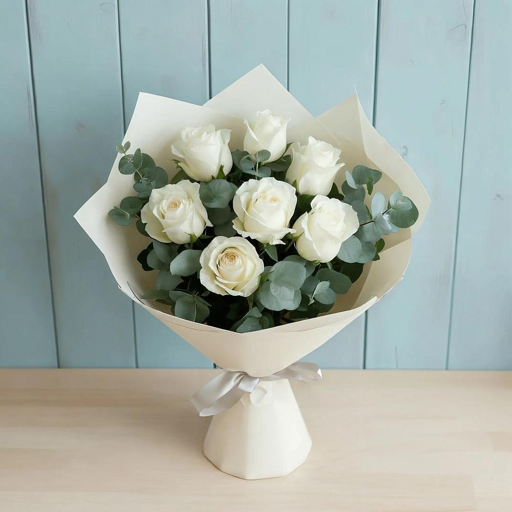 Букет Белые розы в Эвкалипте в Спорном