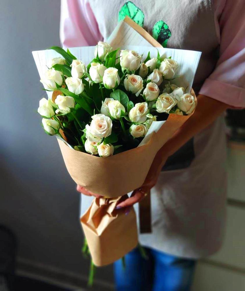 Букет цветов из: Розы в Спорном