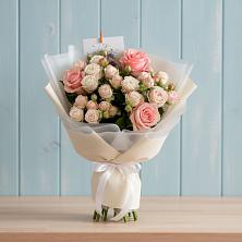 Букет цветов из:  Розы в Спорном