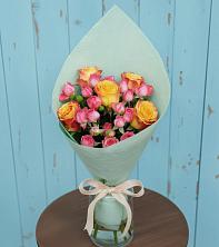 Букет цветов из:  Розы в Спорном